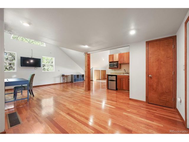 17104 Goshawk Rd E, Colorado Springs, CO 80908