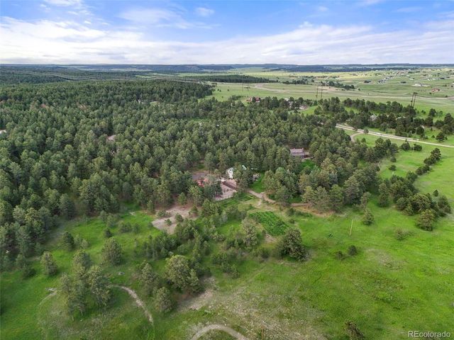 17104 Goshawk Rd E, Colorado Springs, CO 80908