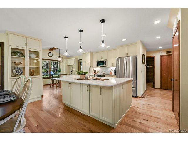 17104 Goshawk Rd E, Colorado Springs, CO 80908