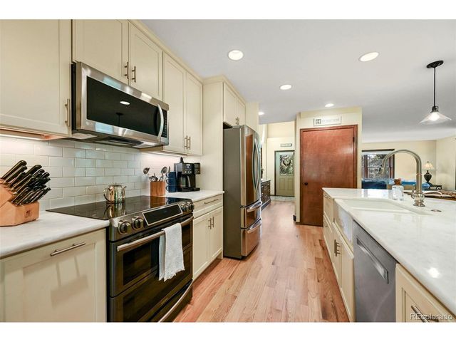 17104 Goshawk Rd E, Colorado Springs, CO 80908