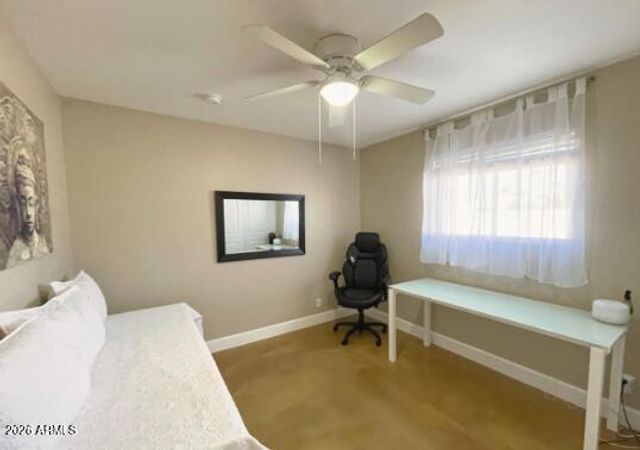8058 E Oak Street, Scottsdale, AZ 85257