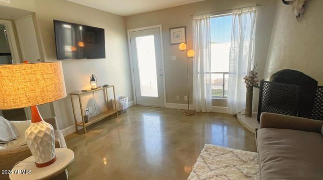 8058 E Oak Street, Scottsdale, AZ 85257
