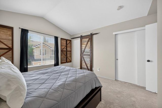 9425 Laguna Pointe Way, Elk Grove, CA 95758