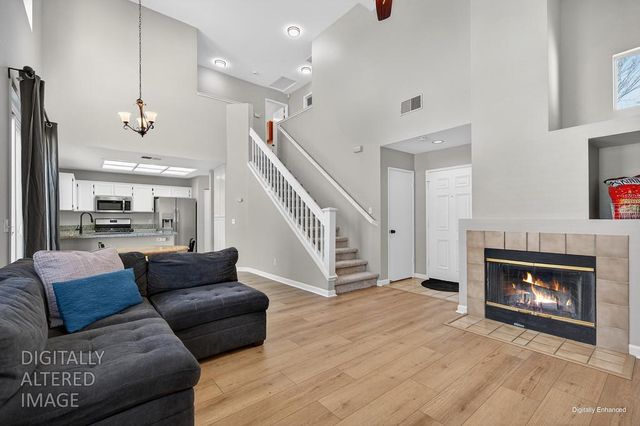 9425 Laguna Pointe Way, Elk Grove, CA 95758