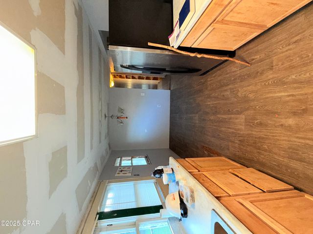 2810 E 2 nd Court, Panama City, FL 32401