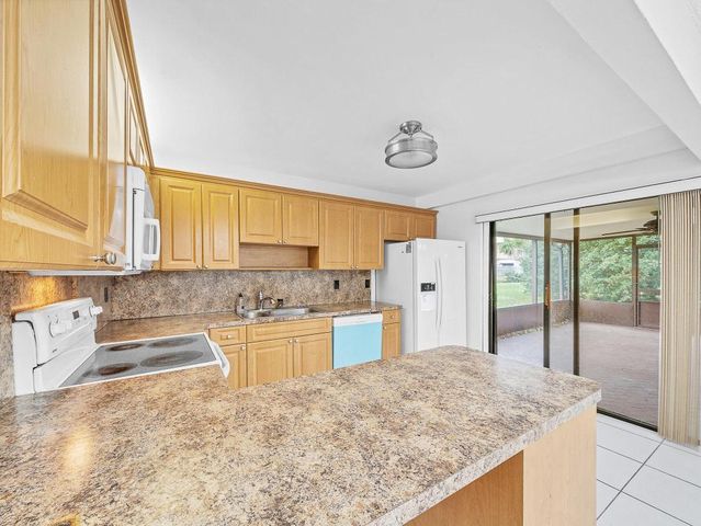 730 NW 27th Avenue Apt A, Delray Beach, FL 33445