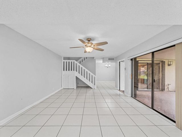 730 NW 27th Avenue Apt A, Delray Beach, FL 33445