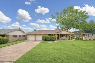 1607 Willowby Drive, Houston, TX 77008
