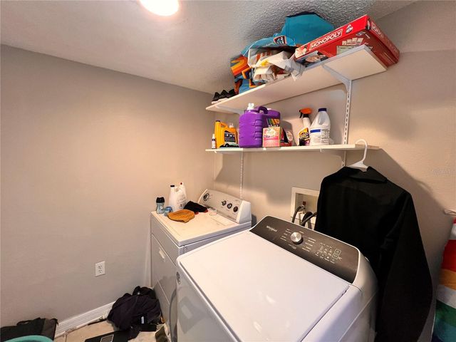 14126 ECON WOODS LANE, Orlando, FL 32826