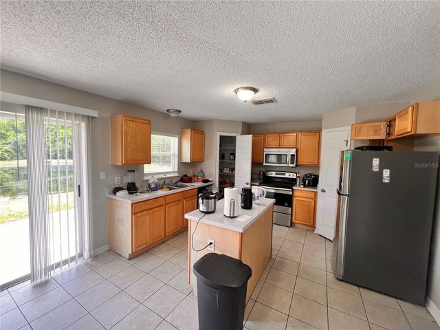 14126 ECON WOODS LANE, Orlando, FL 32826