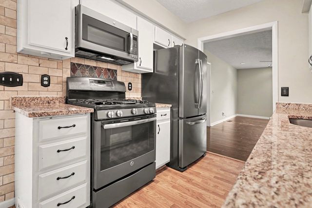 4917 Kilimanjaro Dr, Old Hickory, TN 37138