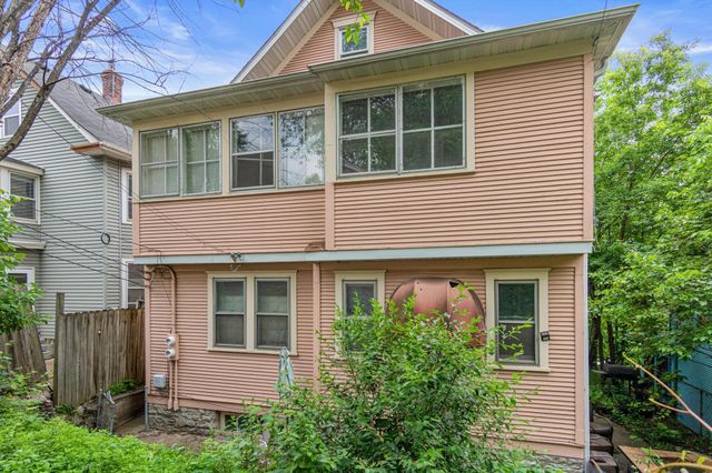 1067 Jessie Street, Saint Paul, MN 55130