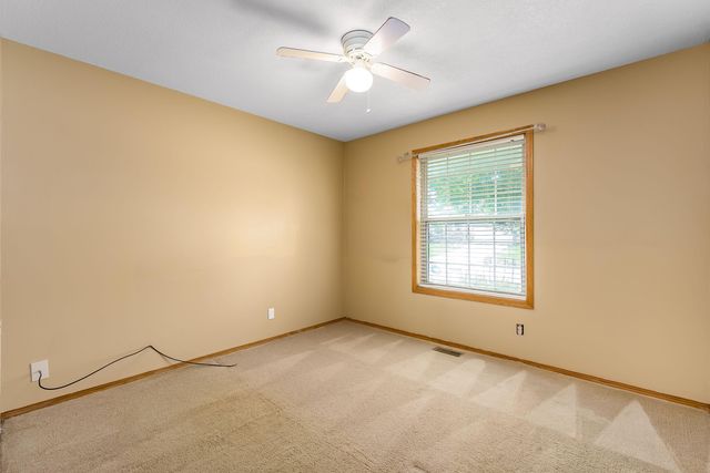 8914 E Cessna St, Wichita, KS 67210