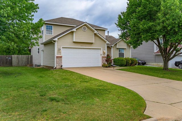 8914 E Cessna St, Wichita, KS 67210