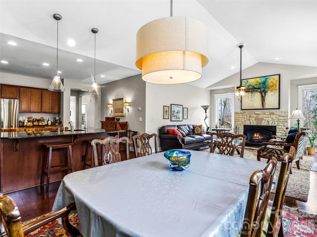 70 Greenwells Glory Drive, Biltmore Lake, NC 28715