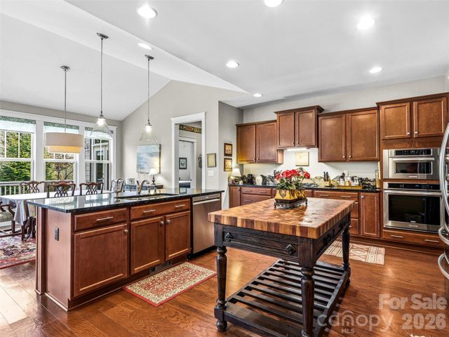 70 Greenwells Glory Drive, Biltmore Lake, NC 28715