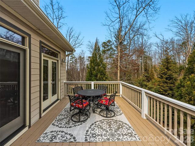 70 Greenwells Glory Drive, Biltmore Lake, NC 28715