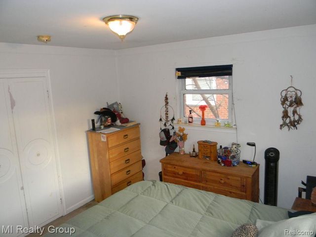 23311 Panama Avenue, Warren, MI 48091