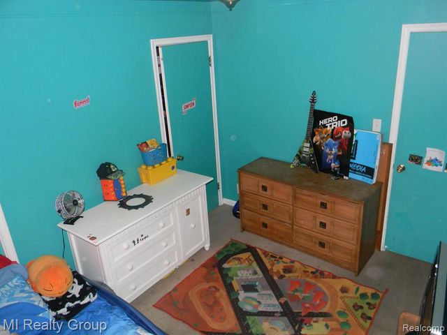 23311 Panama Avenue, Warren, MI 48091