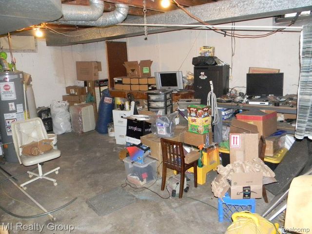 23311 Panama Avenue, Warren, MI 48091