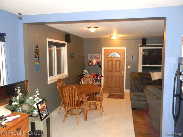 23311 Panama Avenue, Warren, MI 48091