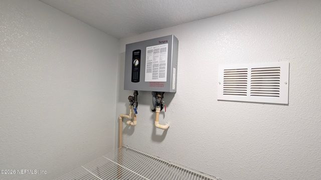 4065 DELLWOOD Avenue, Jacksonville, FL 32205