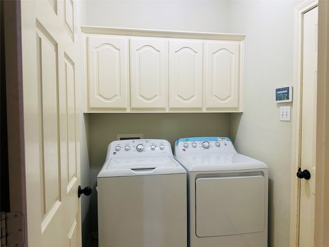 1410 Oxford Drive, Mansfield, TX 76063