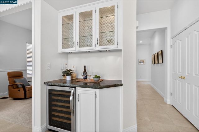 9005 Elk Dr, Clayton, CA 94517