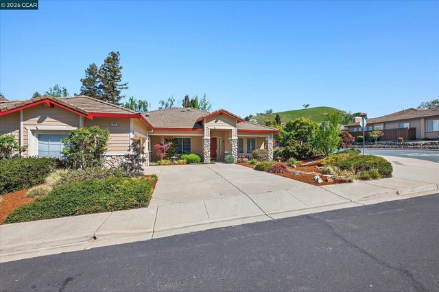 9005 Elk Dr, Clayton, CA 94517