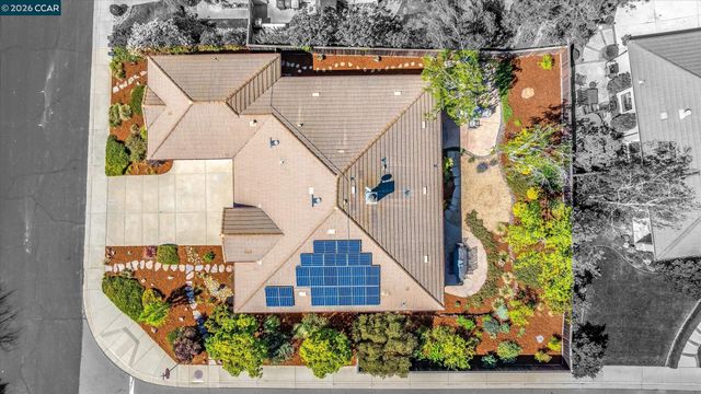 9005 Elk Dr, Clayton, CA 94517