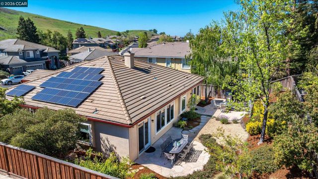 9005 Elk Dr, Clayton, CA 94517