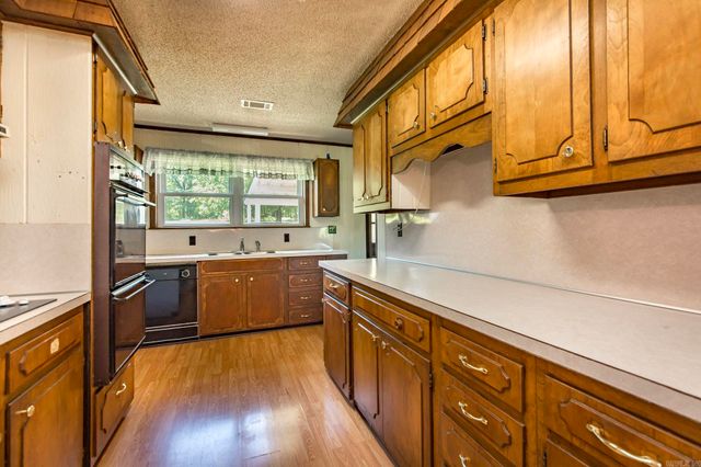 479 Foster Chapel Rd, Searcy, AR 72143