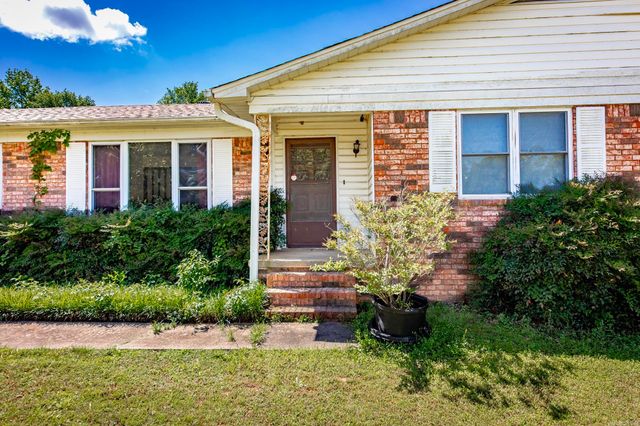 479 Foster Chapel Rd, Searcy, AR 72143