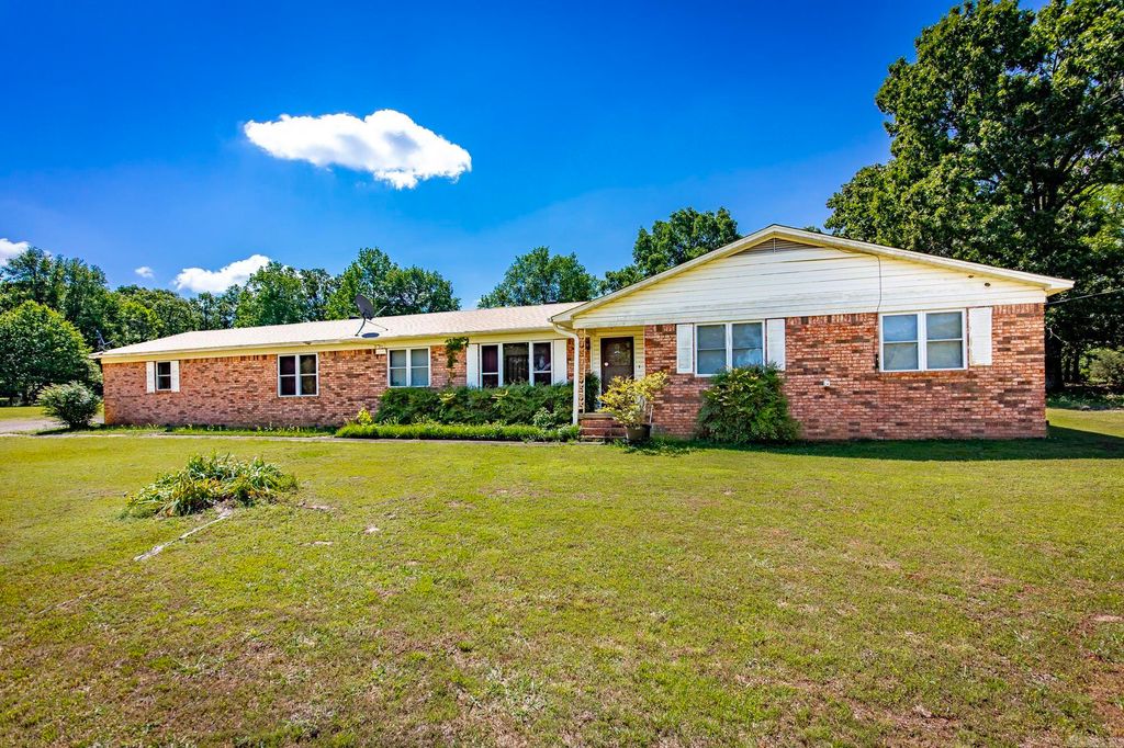 479 Foster Chapel Rd, Searcy, AR 72143