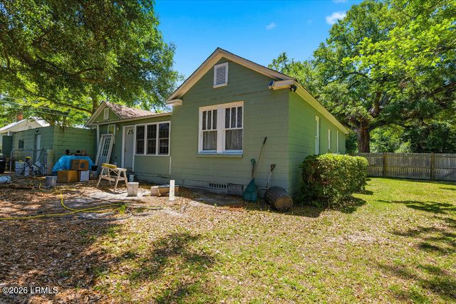 437 Laurens Avenue, Fairfax, SC 29827