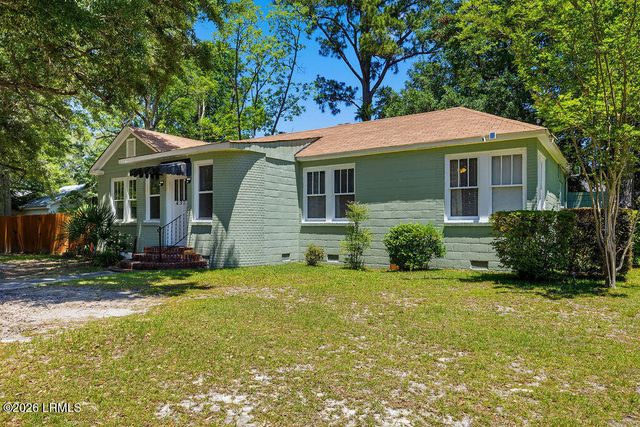 437 Laurens Avenue, Fairfax, SC 29827