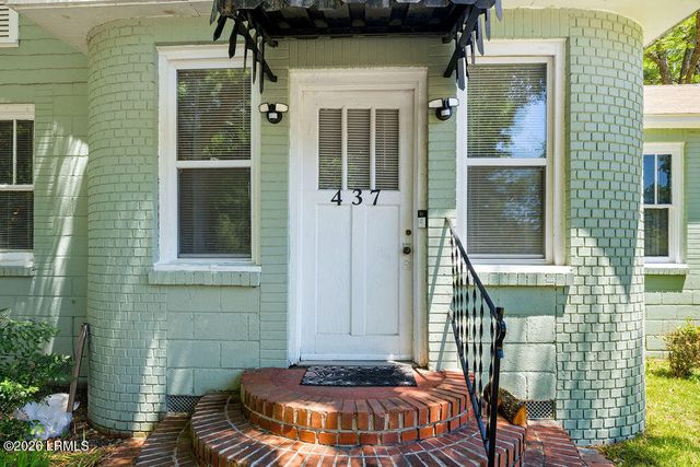 437 Laurens Avenue, Fairfax, SC 29827