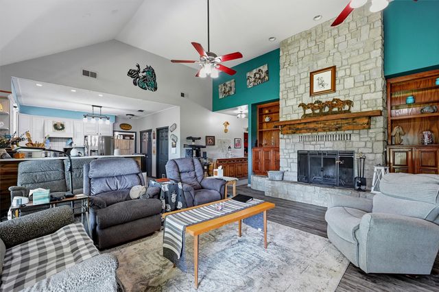 1226 County Road 243, Collinsville, TX 76233