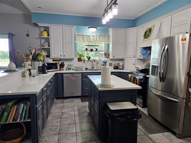 1226 County Road 243, Collinsville, TX 76233