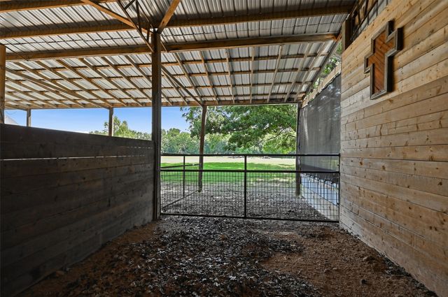 1226 County Road 243, Collinsville, TX 76233