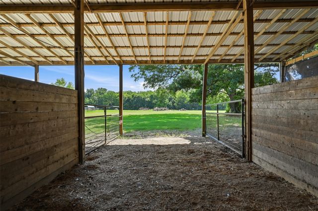 1226 County Road 243, Collinsville, TX 76233