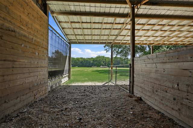 1226 County Road 243, Collinsville, TX 76233