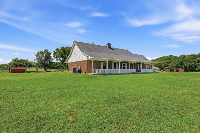 1226 County Road 243, Collinsville, TX 76233