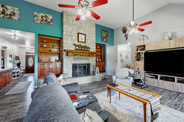 1226 County Road 243, Collinsville, TX 76233