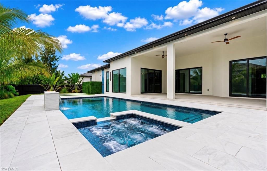 Image 22 of property listing at 3702 ceitus PKWY, Cape Coral, FL 33991