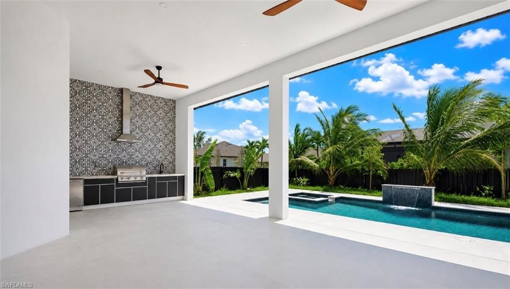 Image 23 of property listing at 3702 ceitus PKWY, Cape Coral, FL 33991