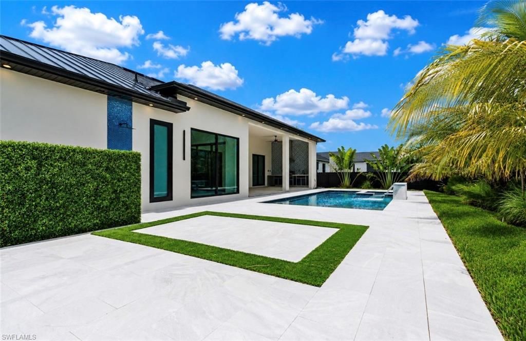 Image 47 of property listing at 3702 ceitus PKWY, Cape Coral, FL 33991