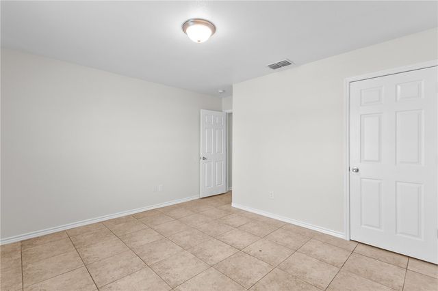 534 Military Dr, Corpus Christi, TX 78418