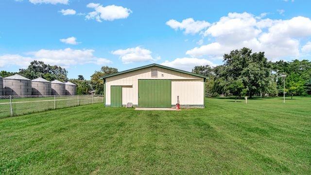 114 E Jersey Street, Hanna, IN 46340