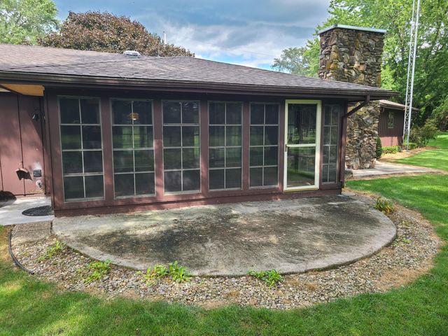 114 E Jersey Street, Hanna, IN 46340